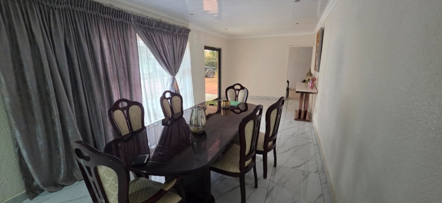 3 Bedroom Property for Sale in La Hoff North West